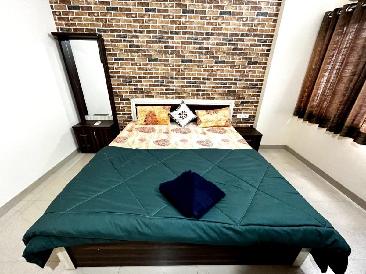 Staeg Heart Of City 2Bhk - 201 อินดอร์ ภายนอก รูปภาพ